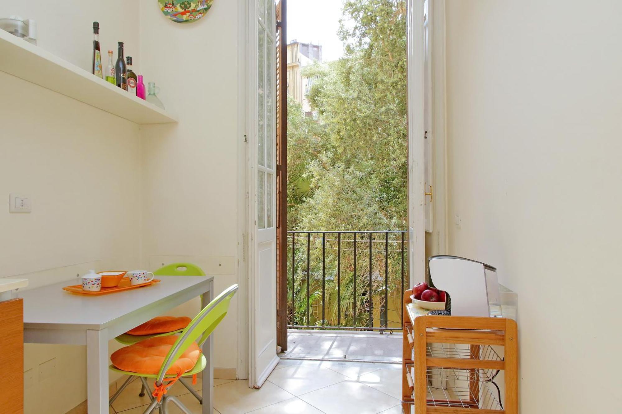 At The Vatican Ottaviano 2 Bedrooms 2 Baths Apartment Rom