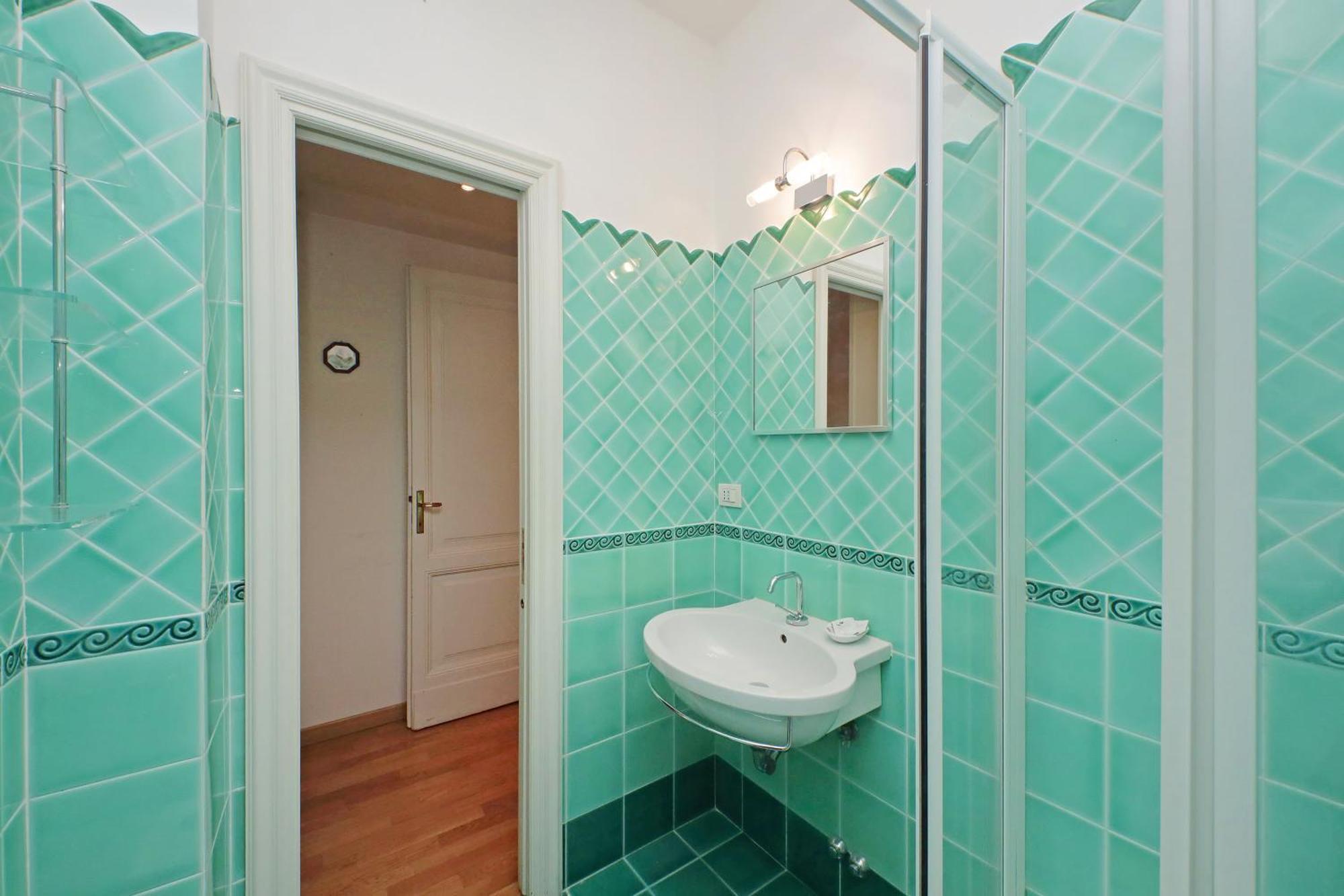 At The Vatican Ottaviano 2 Bedrooms 2 Baths Apartment Rom